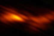 Астрофизики вычислили параметры величайшей черной дыры