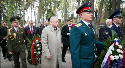 Чью память почтил посол россии в литве александр удальцов? - «военные действия»