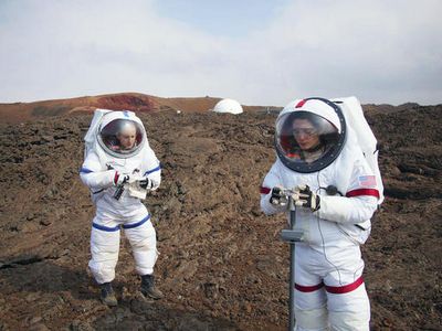 На гавайях начался эксперимент по имитации экспедиции на марс