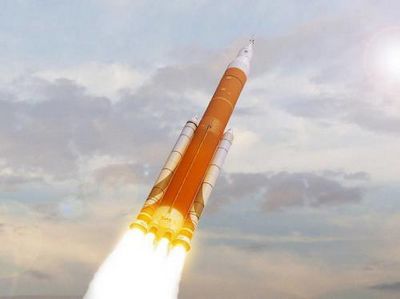 Первый запуск ракеты-носителя sls могут сделать пилотируемым, но это потребует трёхлетней отсрочки