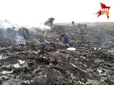 Под украинским донецком потерпел катастрофу, пассажирский "boeing 777-200" "малайзийских авиалиний"