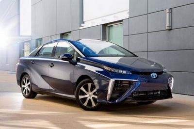 Toyota и mazda в скором времени выйдут на рынок электромобилей