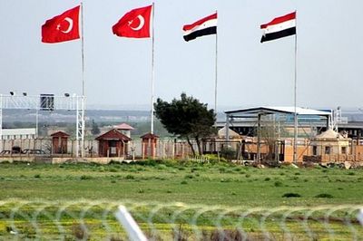 Турецкая армия возводит бетонные стены и роет траншеи на территории сирии - «война»